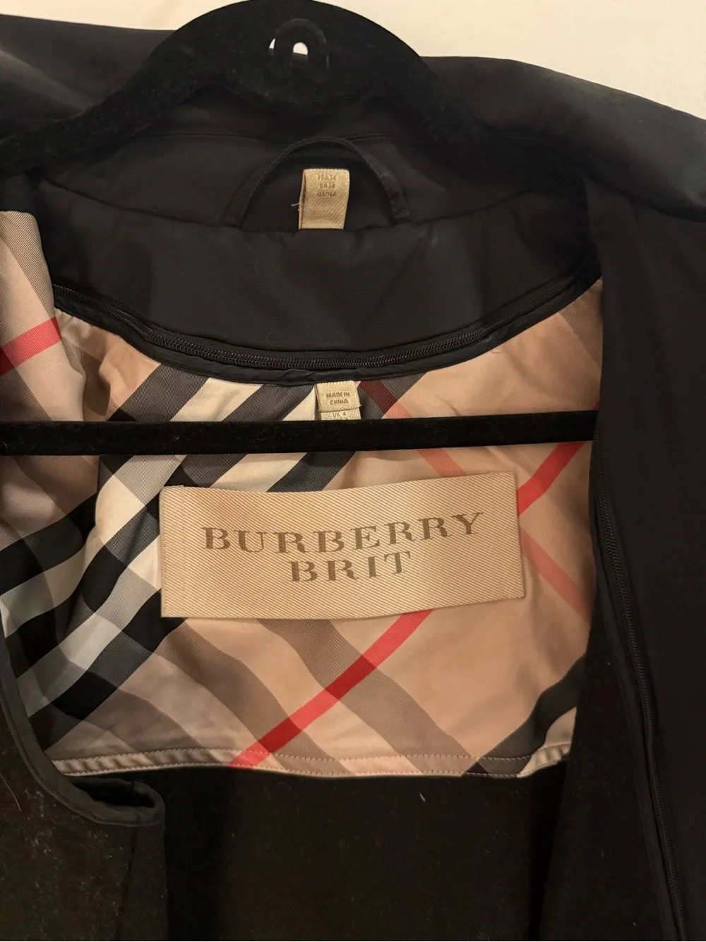 Burberry Black Trench Coat with Signature Check Cuffs - Picture 3 of 10